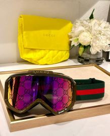 Picture of Gucci Sunglasses _SKUfw55794592fw